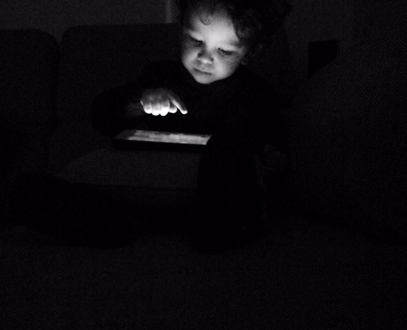 Fotografía infantil en ausencia de luz